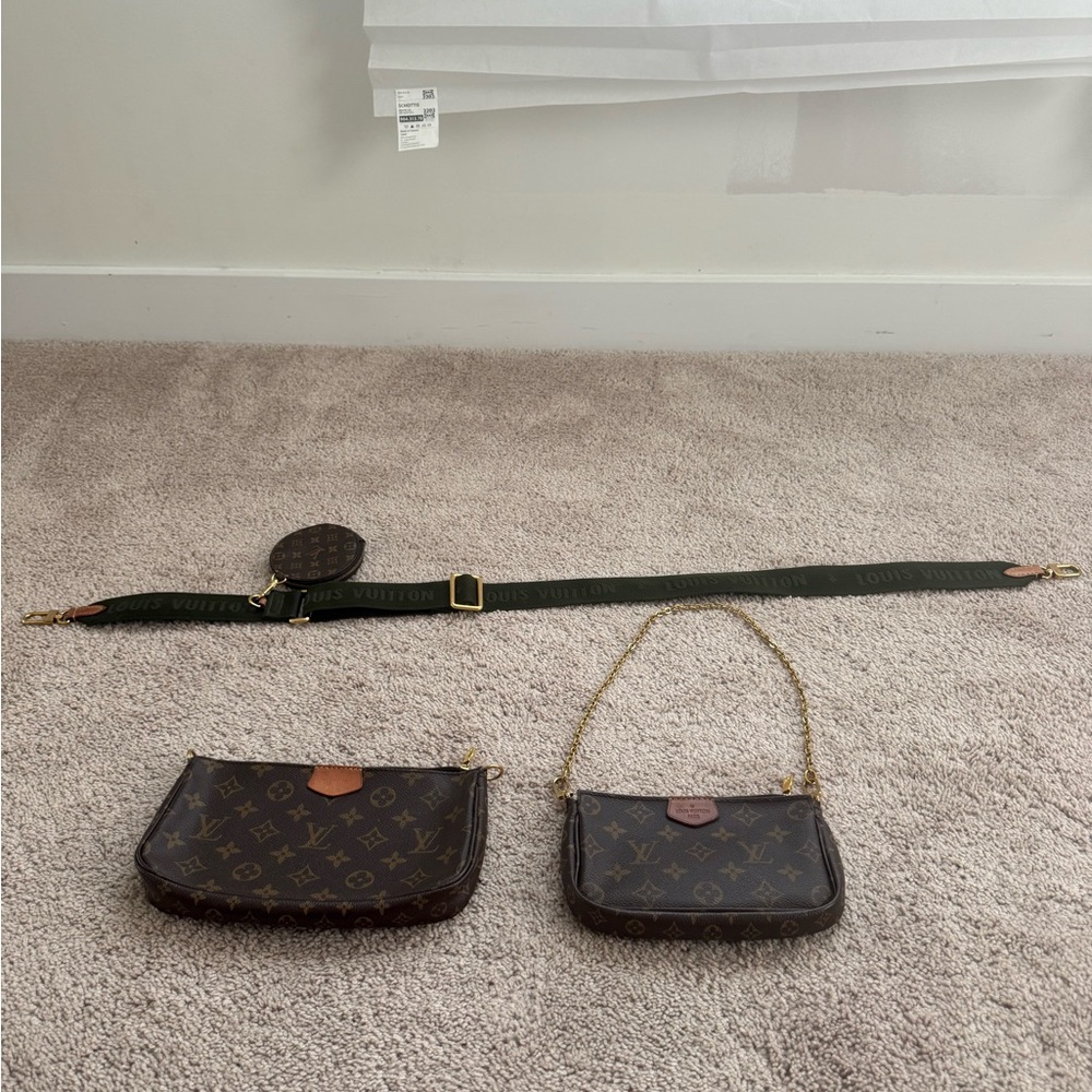 SOLD Louis Vuitton Multi Pochette